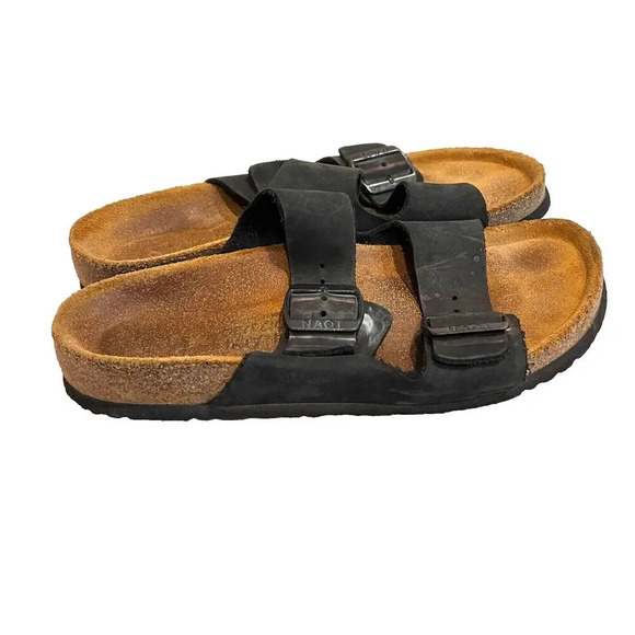 Naot Unisex Black Leather Two Straps Sandals 9" Buckle Slider Sz 36 / 36.5? - Picture 1 of 10